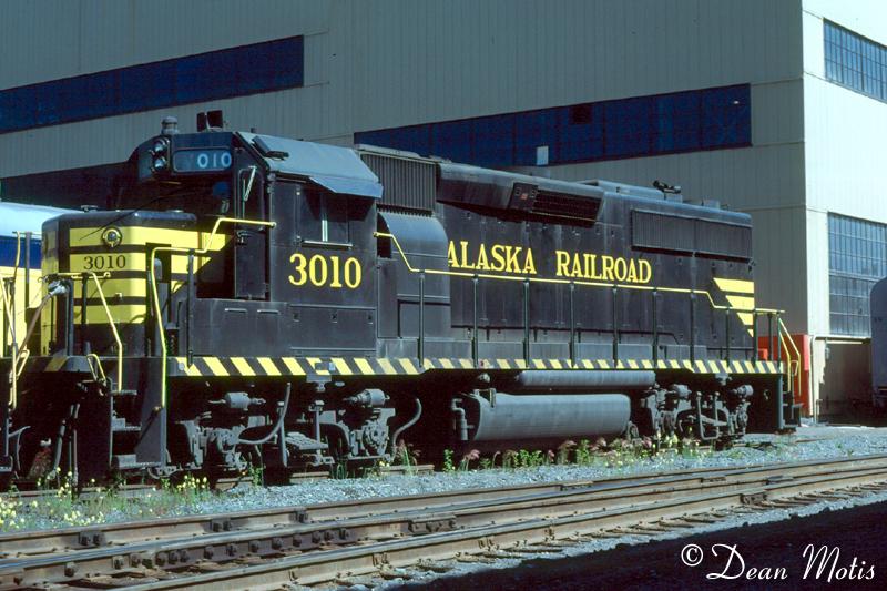 3010 in old paint scheme